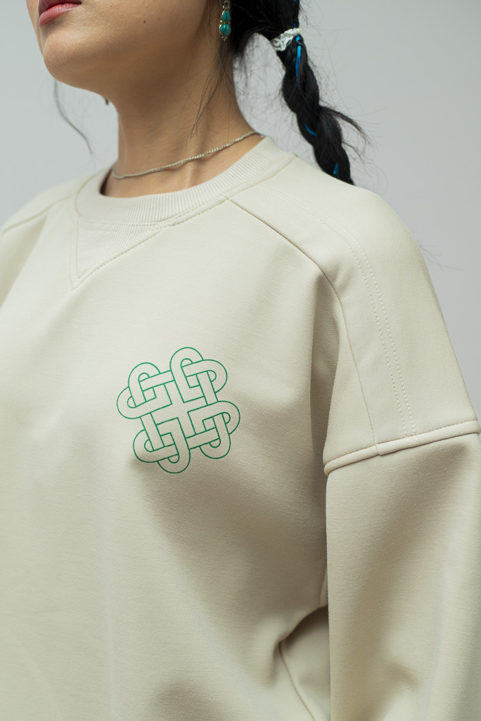 Endless knot ? Oatmeal Sweatshirt